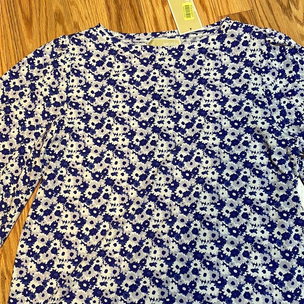 Purple Michael Kors Flower Top, bell sleeves - Picture 3 of 9